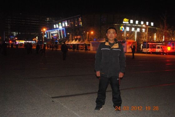 携手去散步的第一张照片--郑州交友中心